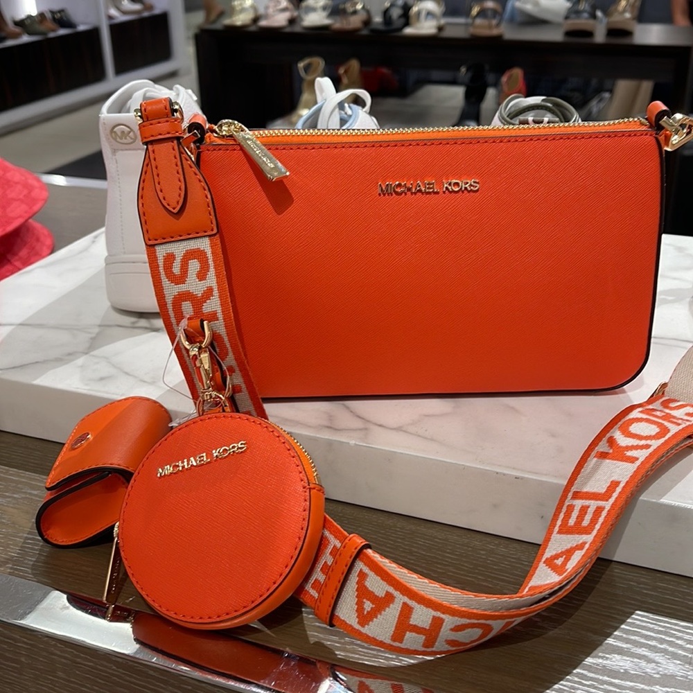 MICHAEL KORS JET SET TRAVEL SMALL SHOULDER CROSSBODY BAG WITH TECH ATTCH AIRPOD - Picture 2 of 16